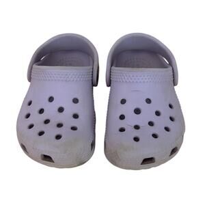 CROCS Light Purple Slip on Shoes, Girl's Size 5 Clogs Lilac
